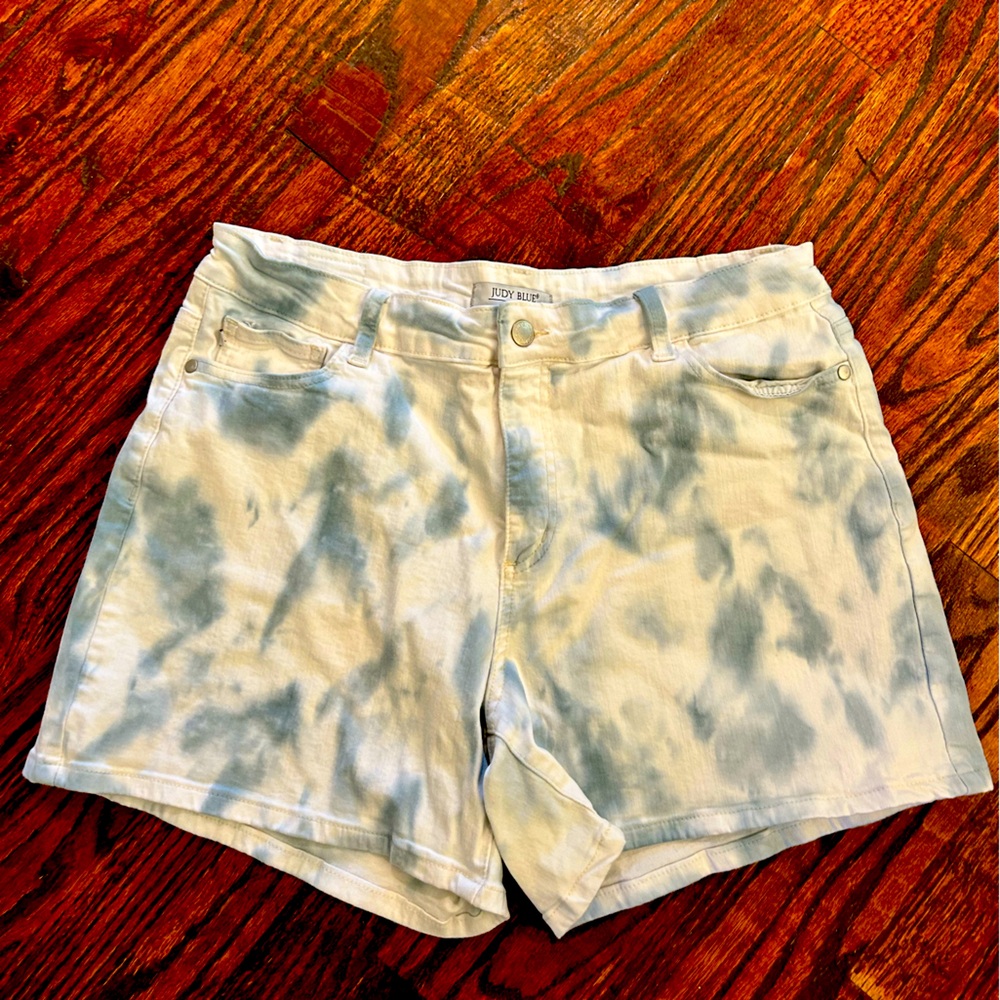 Judy Blue Tie-dye 1xl Stretch Shorts